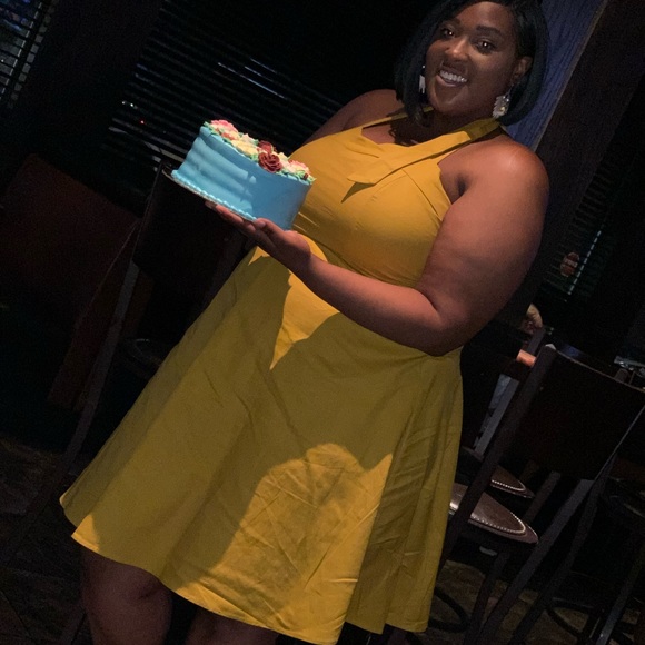 Plus size summer dress - Picture 2 of 2